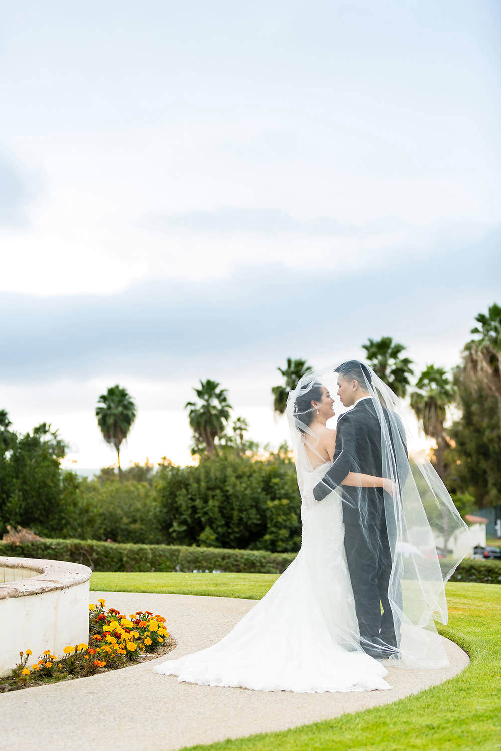 Los Coyotes Country Club Southern California Wedding in Fullerton